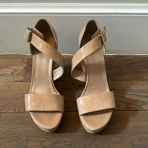 Stuart Weitzman Tan Patent Leater cork wedges. Size 10